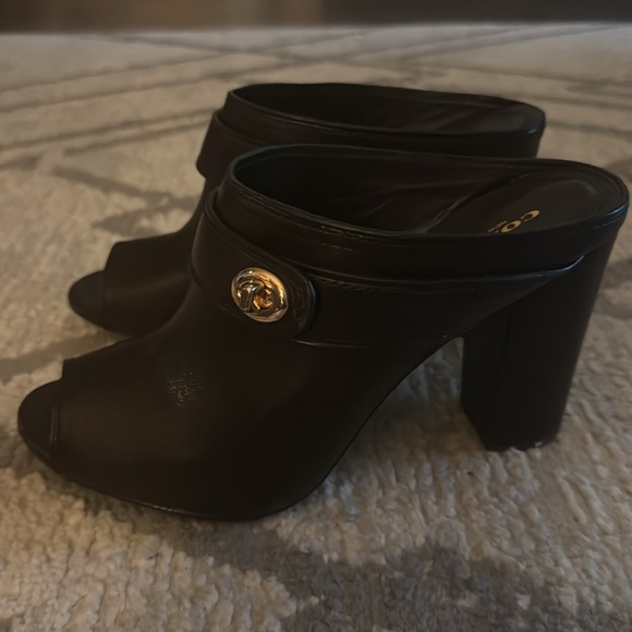 Coach Orchid Semi Matte Calf Heels color chestnut - Picture 2 of 4